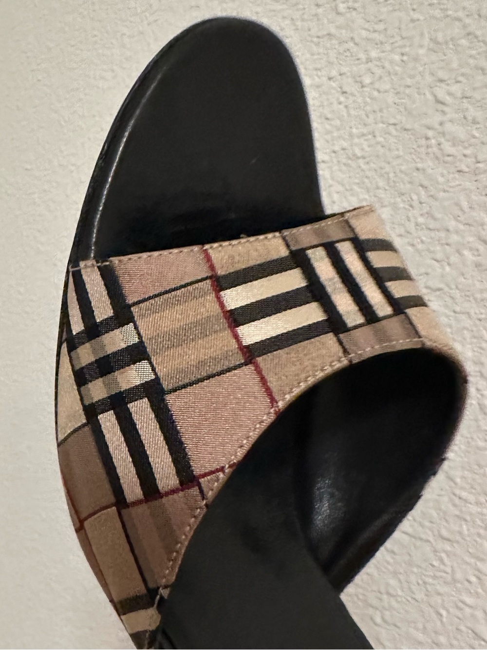 Burberry London Nova Check Plaid Canvas Leather Kitten Heel Slide Sandals 38 - Picture 10 of 15